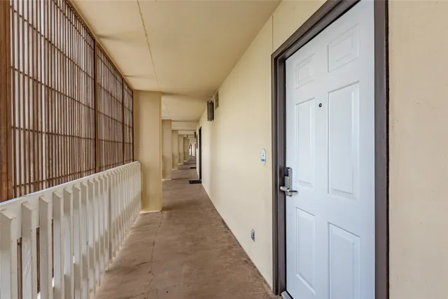 $364,999 | 1401 East Beach Drive, Unit 809, Galveston, TX 77550