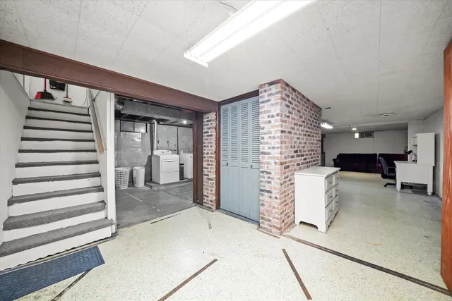 a view of an entryway