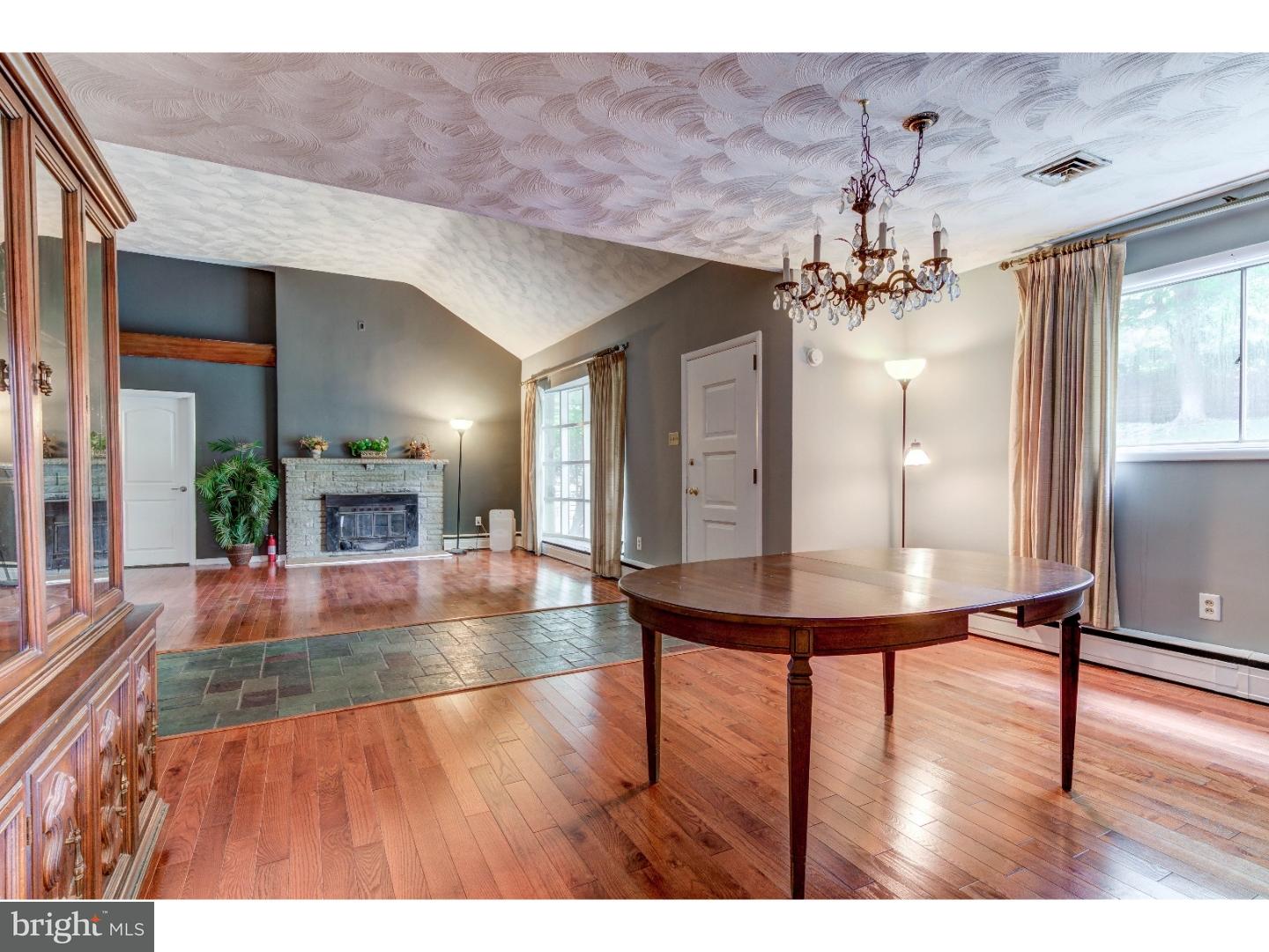 620 Ellis Road Havertown, PA 19083 - Photo 11 of 25