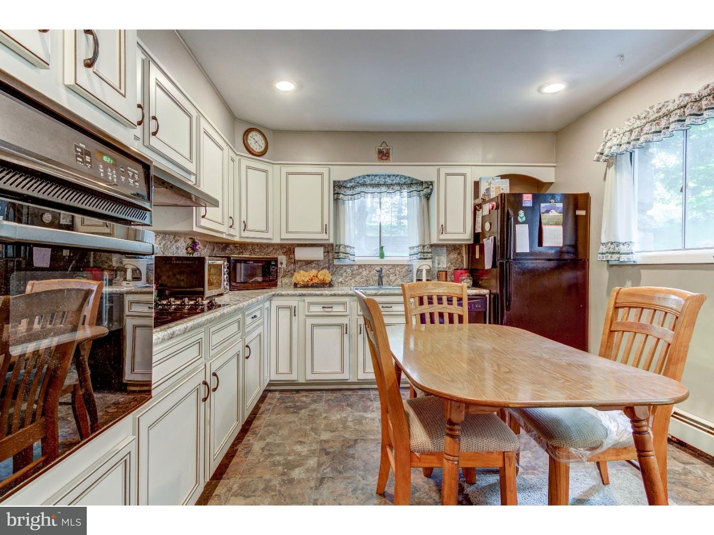 620 Ellis Road Havertown, PA 19083 - Photo 12 of 25