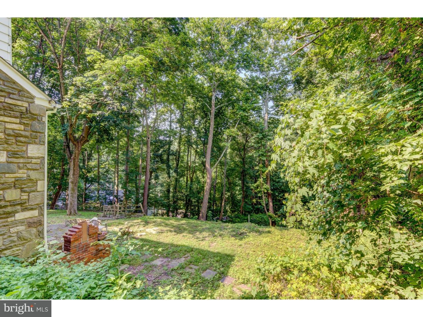 620 Ellis Road Havertown, PA 19083 - Photo 6 of 25