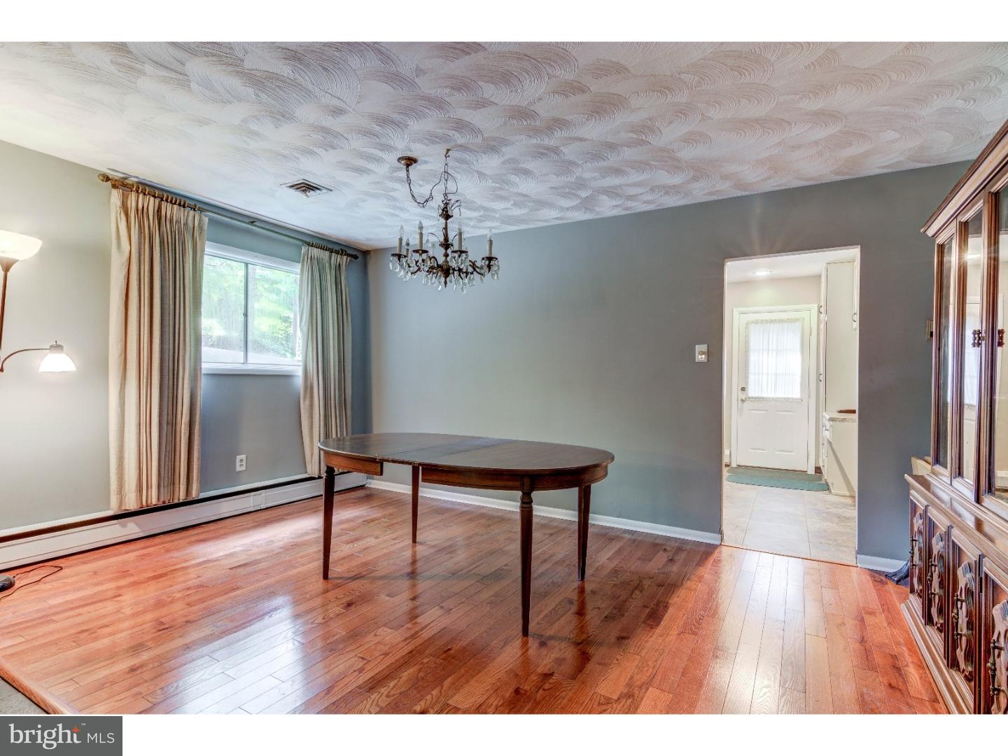 620 Ellis Road Havertown, PA 19083 - Photo 10 of 25