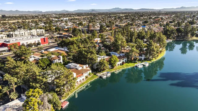 $350,000 | 5200 South Lakeshore Drive, Unit 206, Tempe, AZ 85283