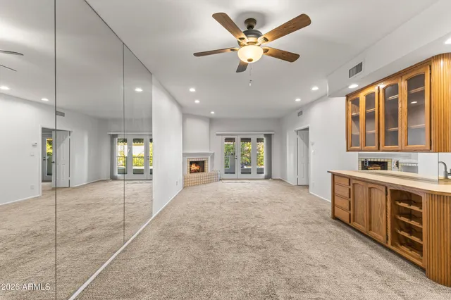 $350,000 | 5200 South Lakeshore Drive, Unit 206, Tempe, AZ 85283