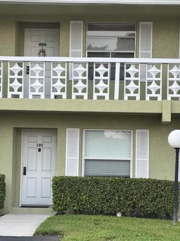 $1,750 | 1141 Calamondin Terrace, Unit 203, Delray Beach, FL 33445