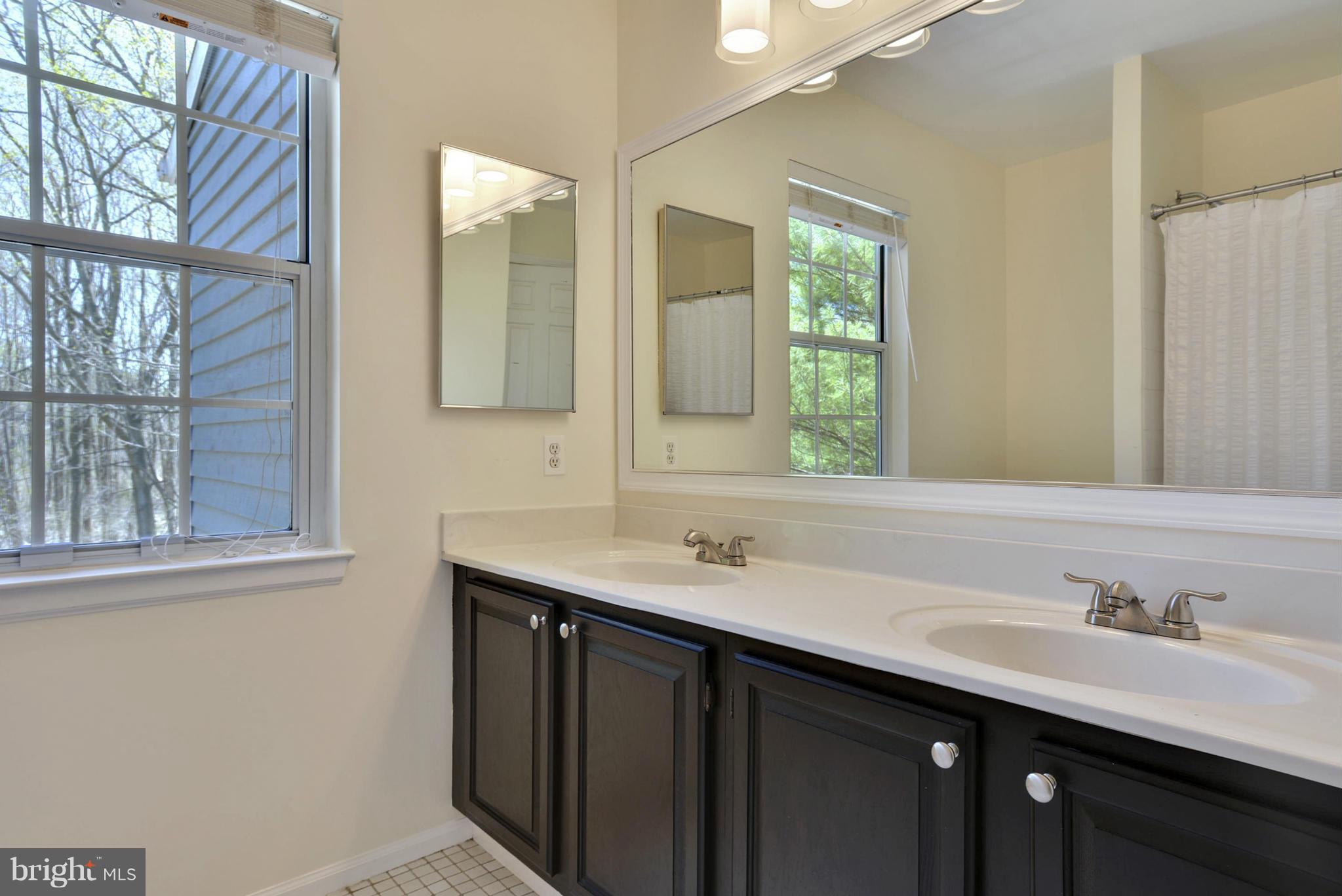9353 Spring Water Path Jessup, MD 20794 - Photo 17 of 30 Bath