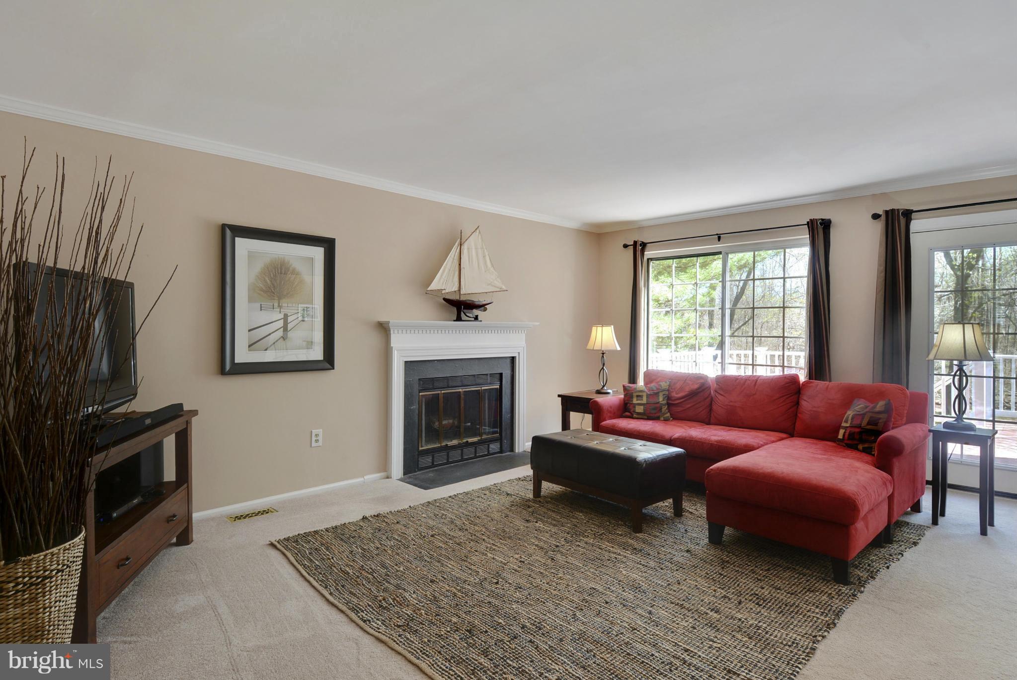 9353 Spring Water Path Jessup, MD 20794 - Photo 9 of 30 Living Room