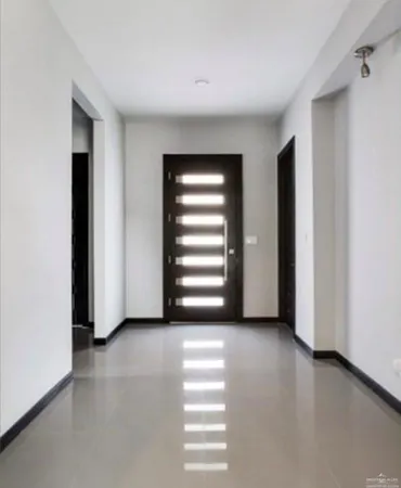 $2,450 | 1316 East Balboa Avenue, McAllen, TX 78503