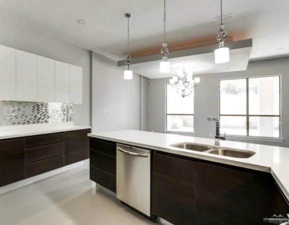 $2,450 | 1316 East Balboa Avenue, McAllen, TX 78503