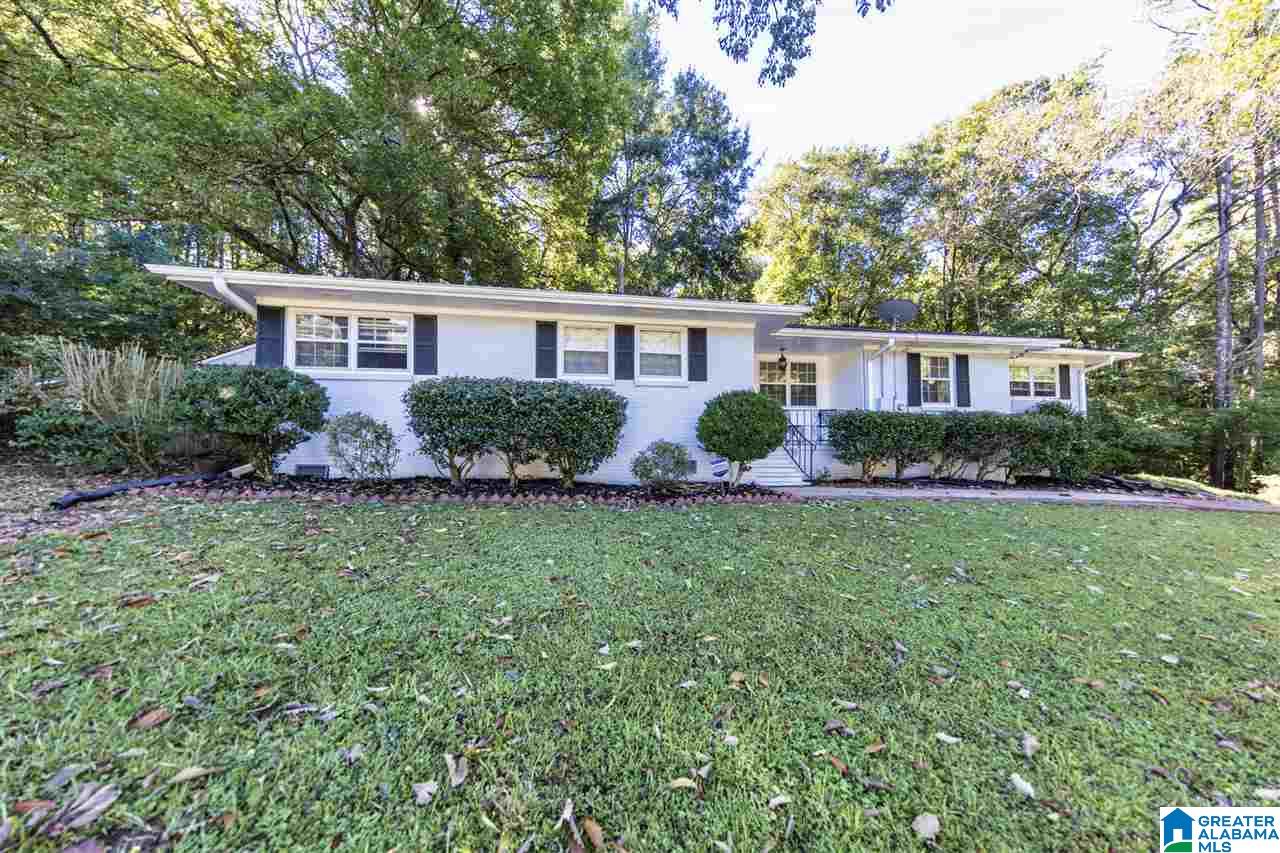 1513 Cresthill Road Birmingham, AL 35213 - Photo 3 of 31