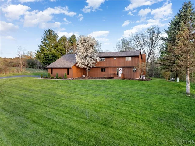 $519,000 | 3578 South Street, Kirkland, NY 13323