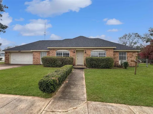 $175,000 | 903 Greenbriar Street, DeRidder, LA 70634