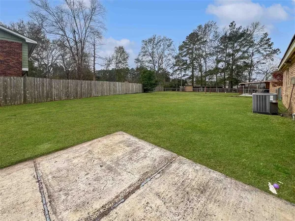 $175,000 | 903 Greenbriar Street, DeRidder, LA 70634