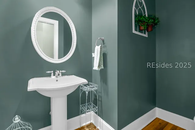 $705,000 | 29 Lakes Crossing, Bluffton, SC 29910