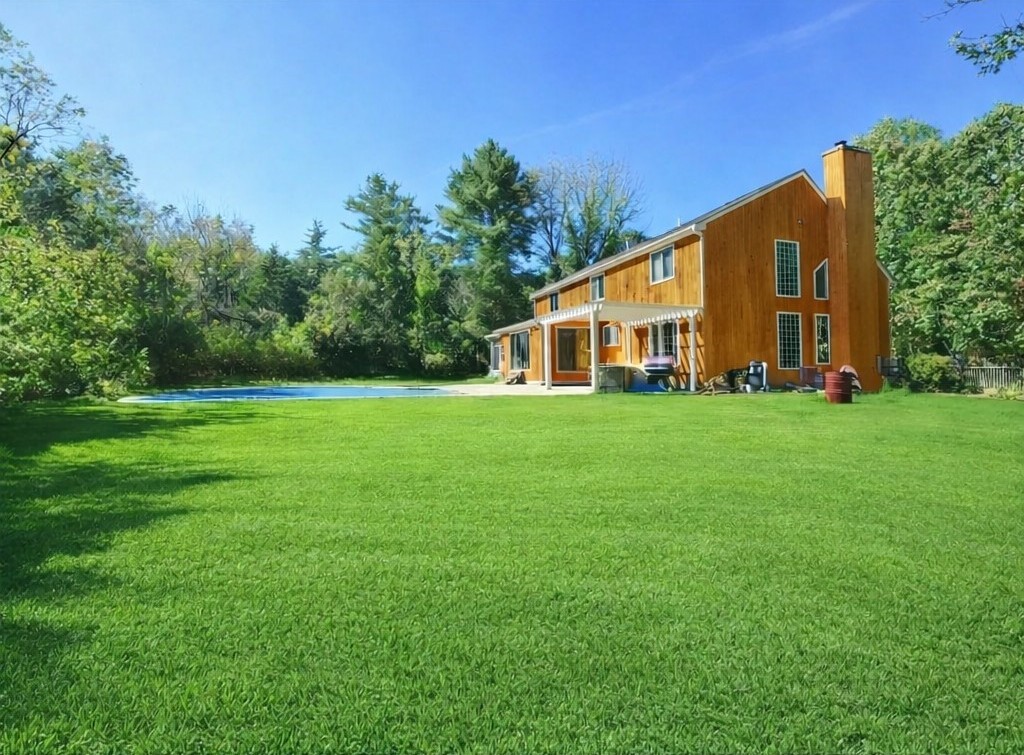 69 Talbut Road Scituate, RI 02831 - Photo 4 of 39