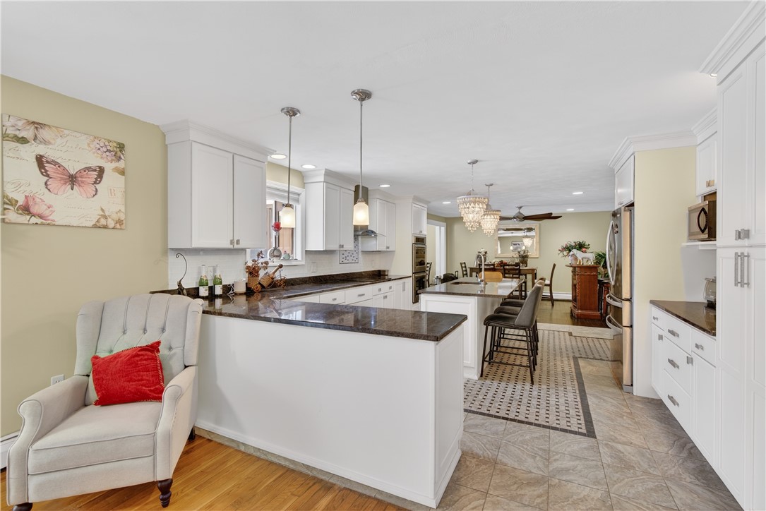 69 Talbut Road Scituate, RI 02831 - Photo 8 of 39