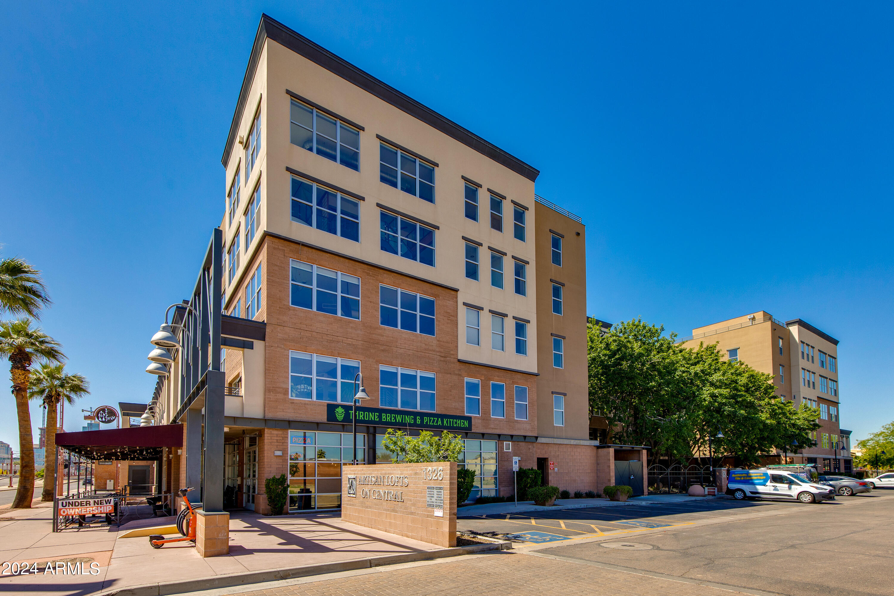 1326 North Central Avenue, Unit 305 Phoenix, AZ 85004 - Photo 32 of 60 01-Central