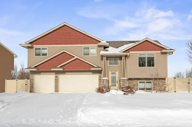 $330,000 | 921 Breckenridge Lane, Montrose, MN 55363