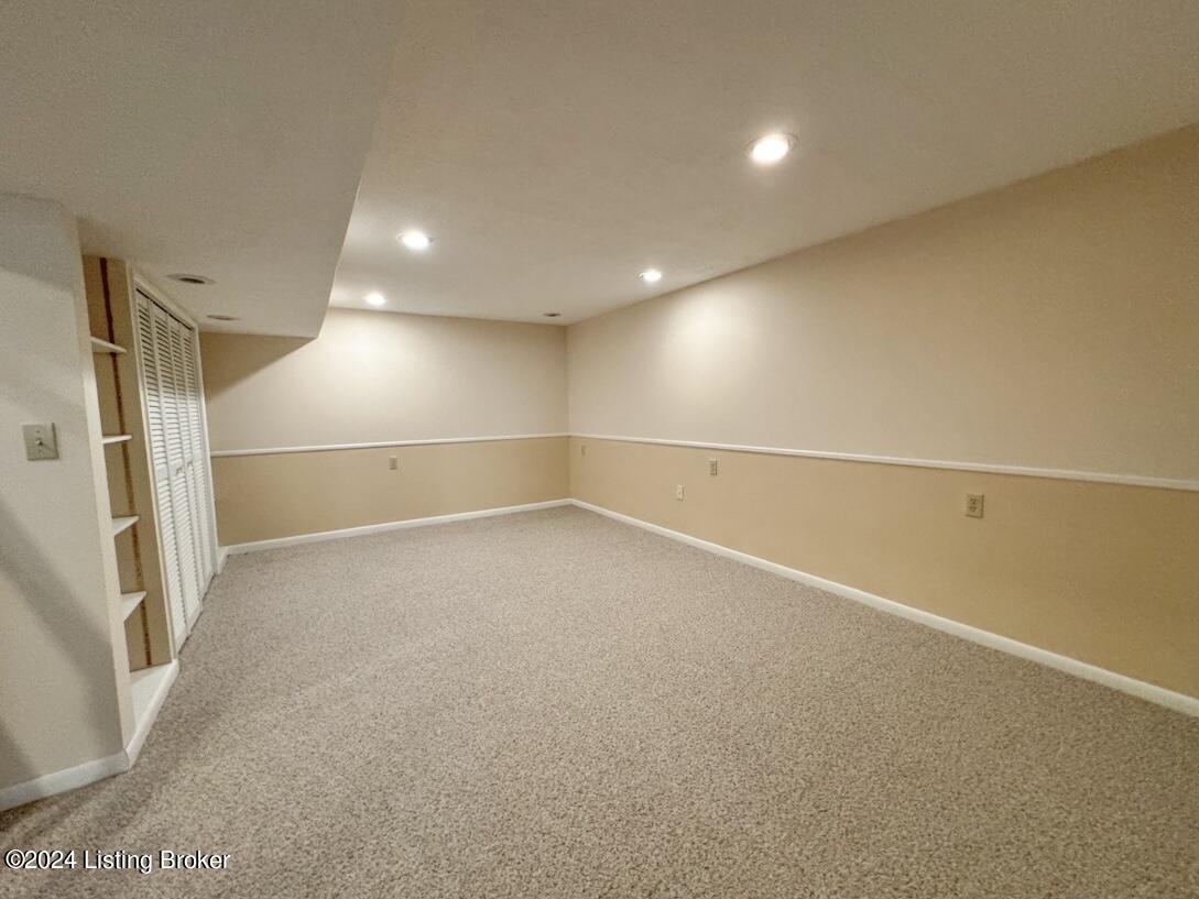 9007 Waltlee Road Louisville, KY 40291 - Photo 30 of 33 Possible 4th Bedroom
