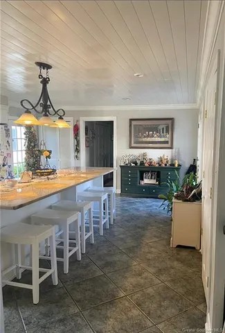 $610,000 | 141 West Park Manor Drive, Moss Bluff, LA 70611