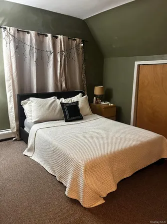 $1,280,000 | 55-08 32nd Avenue | North Woodside