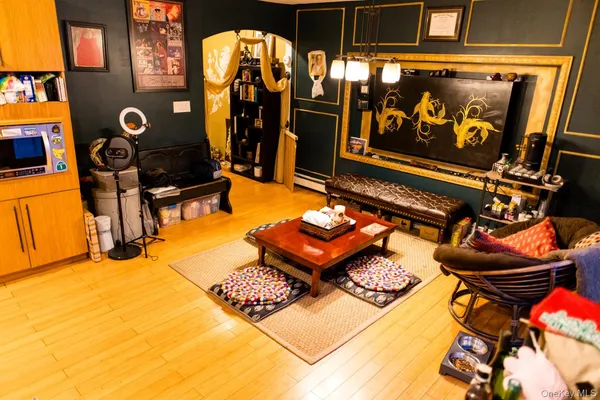 $1,280,000 | 55-08 32nd Avenue | North Woodside