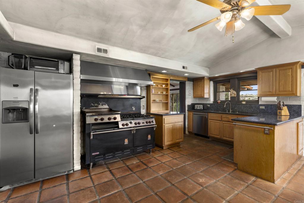 14215 Woods Valley Road Valley Center, CA 92082 - Photo 18 of 30