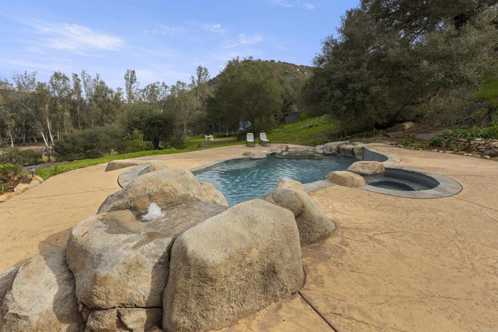 14215 Woods Valley Road Valley Center, CA 92082 - Photo 8 of 30