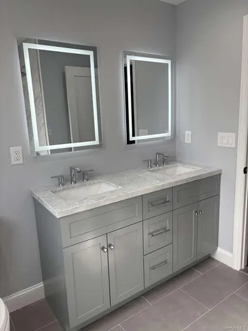 $1,249,000 | 25 Furrow Lane, Levittown, NY 11756