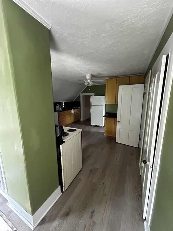 41 Hayden Rowe Street, Unit 2 Hopkinton, MA 01748 - Photo 7 of 16