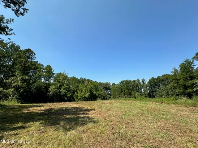 $3,300,000 | 1 Highway 25, Fulton, MS 38843