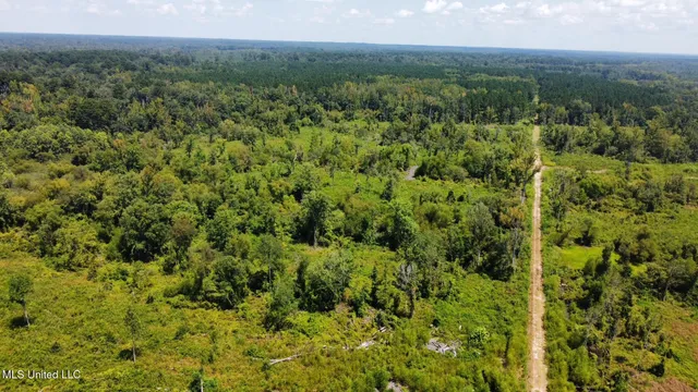 $3,300,000 | 1 Highway 25, Fulton, MS 38843