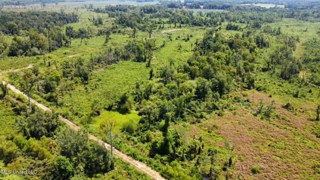 $3,300,000 | 1 Highway 25, Fulton, MS 38843
