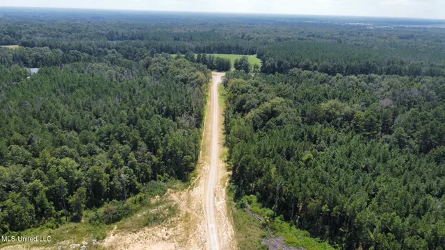 $3,300,000 | 1 Highway 25, Fulton, MS 38843