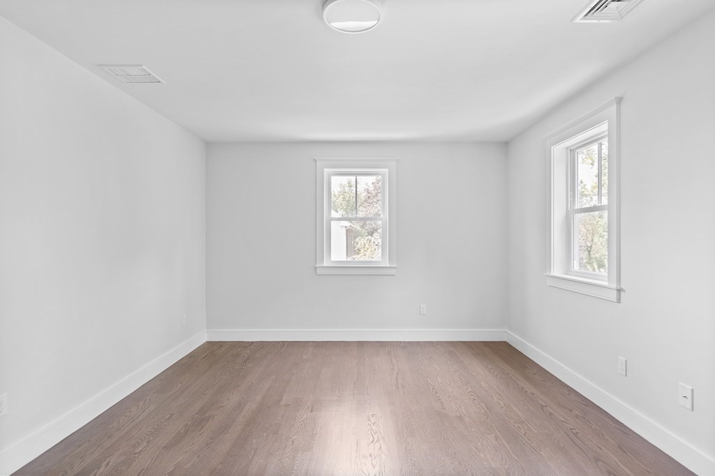 5 Wyman Road Lexington, MA 02420 - Photo 12 of 35