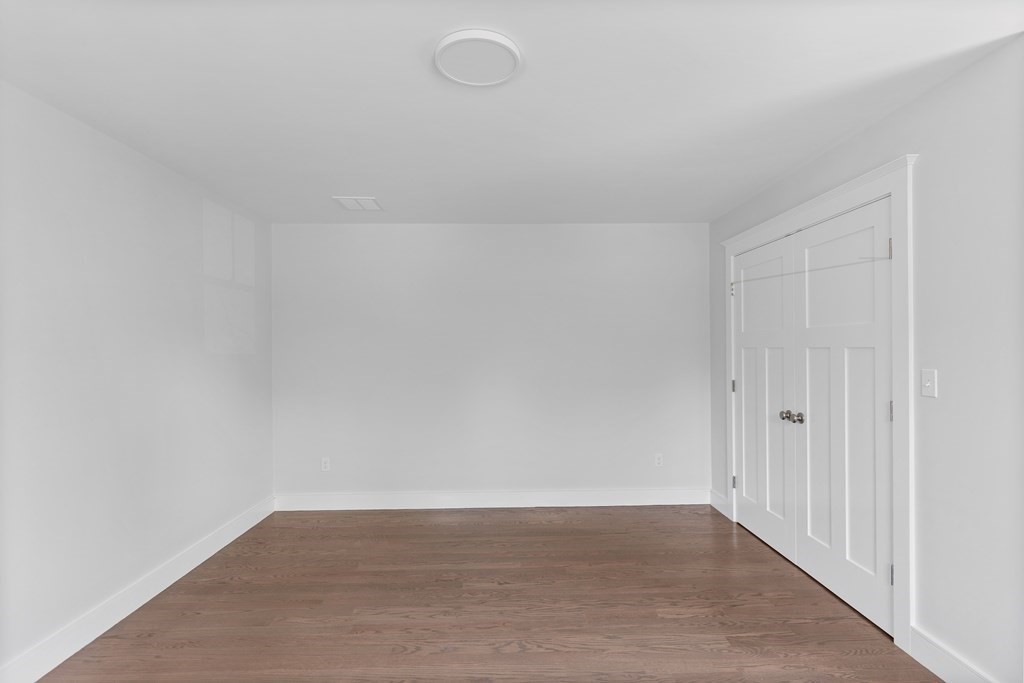 5 Wyman Road Lexington, MA 02420 - Photo 25 of 35