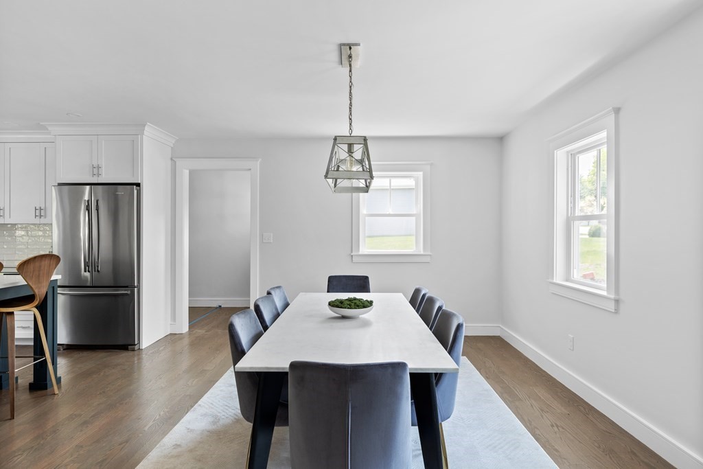 5 Wyman Road Lexington, MA 02420 - Photo 3 of 35