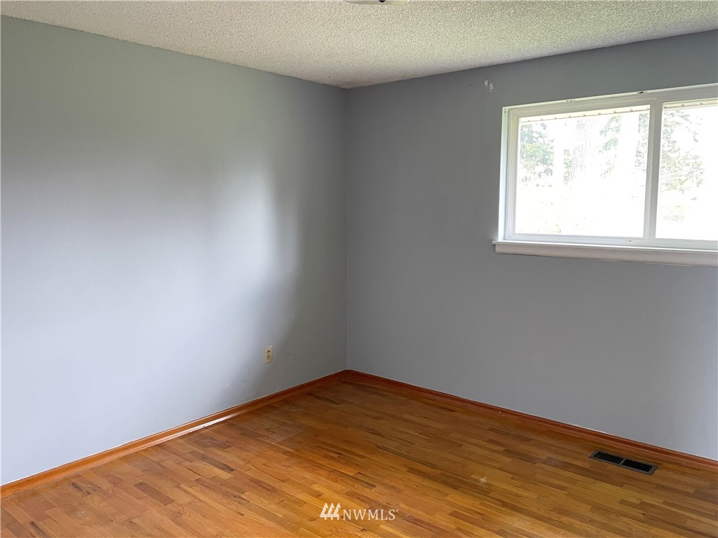 11705 Military Road Southwest Lakewood, WA 98498 - Photo 21 of 30 Gallery Image 21