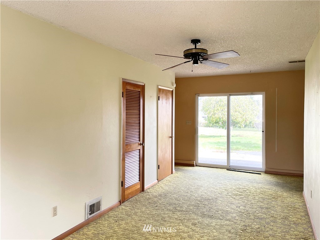 11705 Military Road Southwest Lakewood, WA 98498 - Photo 24 of 30 Gallery Image 24
