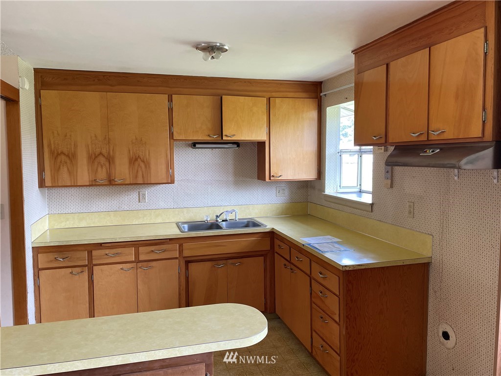 11705 Military Road Southwest Lakewood, WA 98498 - Photo 9 of 30 Gallery Image 9