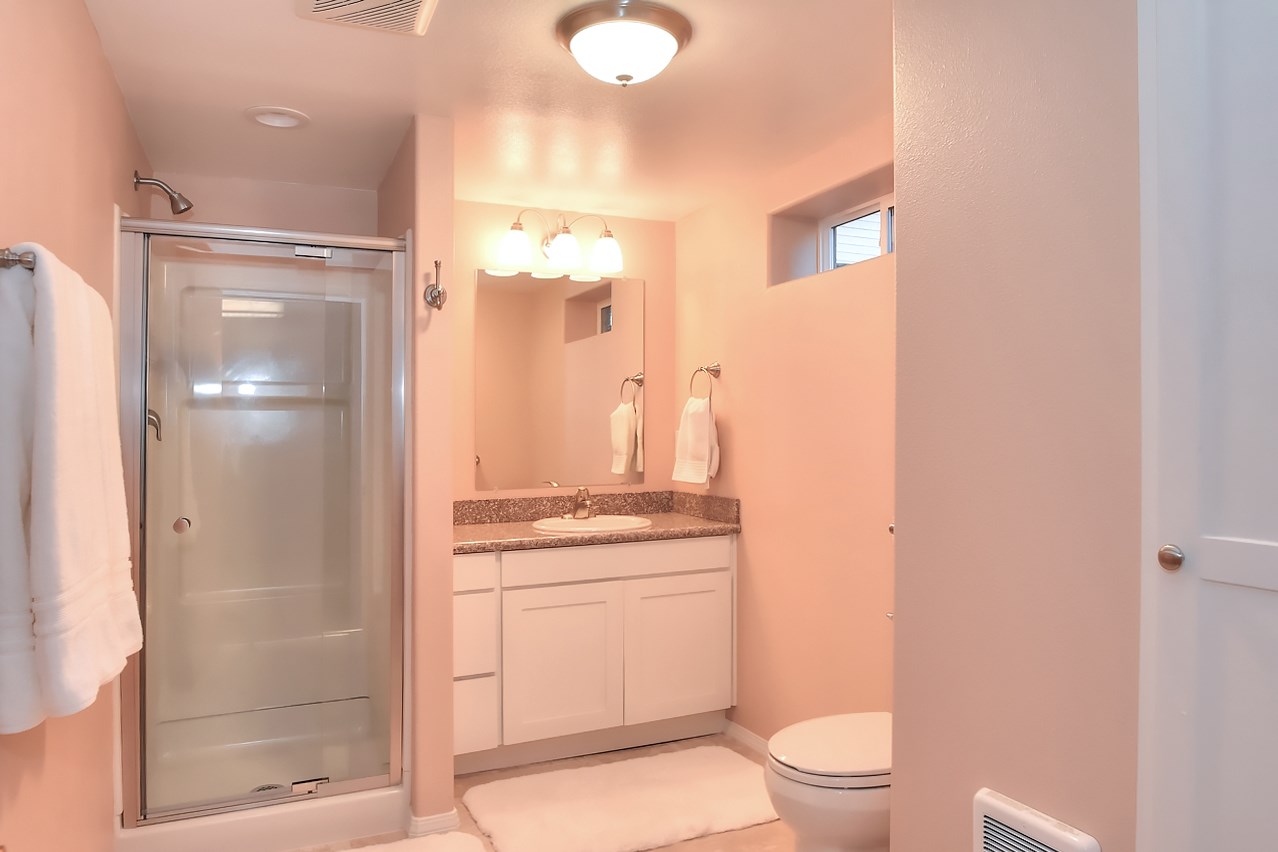 623 North Dartmouth Road Spokane Valley, WA 99206 - Photo 16 of 20