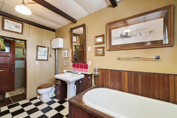 $299,000 | 6754 Old US 31, Manistee, MI 49660