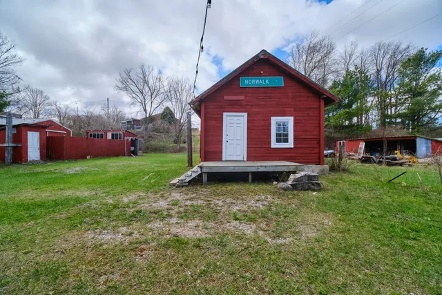 $299,000 | 6754 Old US 31, Manistee, MI 49660
