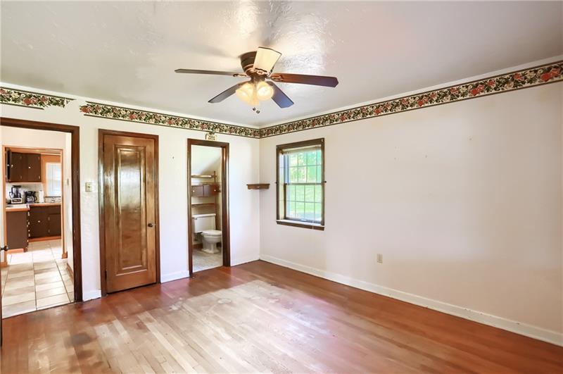 4104 Mt Troy Road Pittsburgh, PA 15214 - Photo 18 of 25 Gallery Image 18