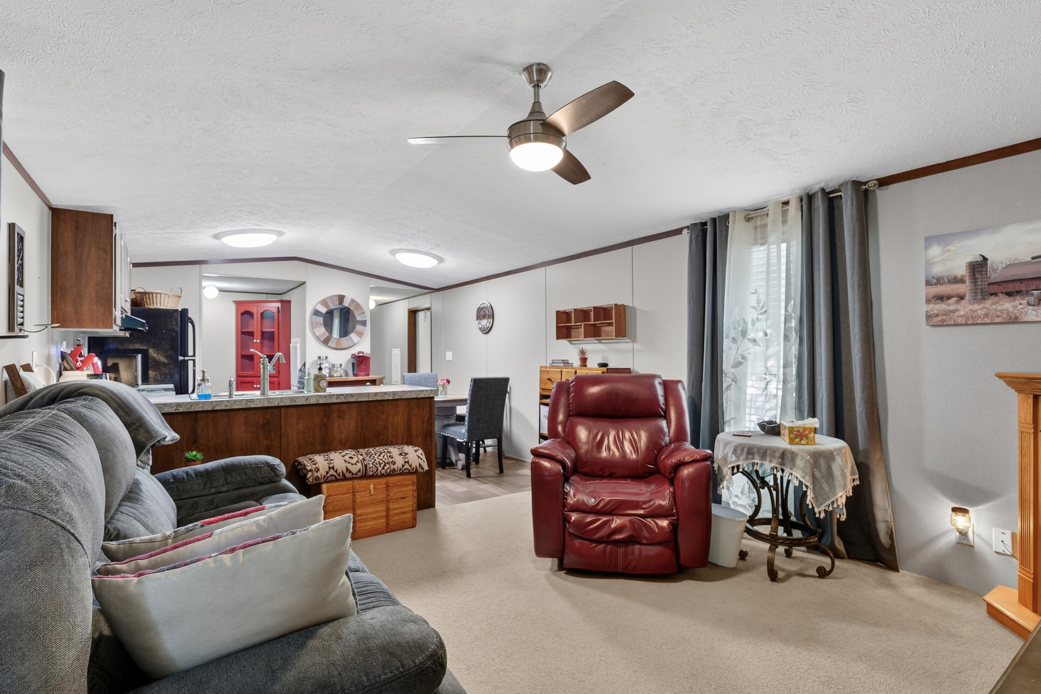 21 Lincoln Lake Road Kelso, TN 37348 - Photo 20 of 26 a living room with furniture and a flat screen tv