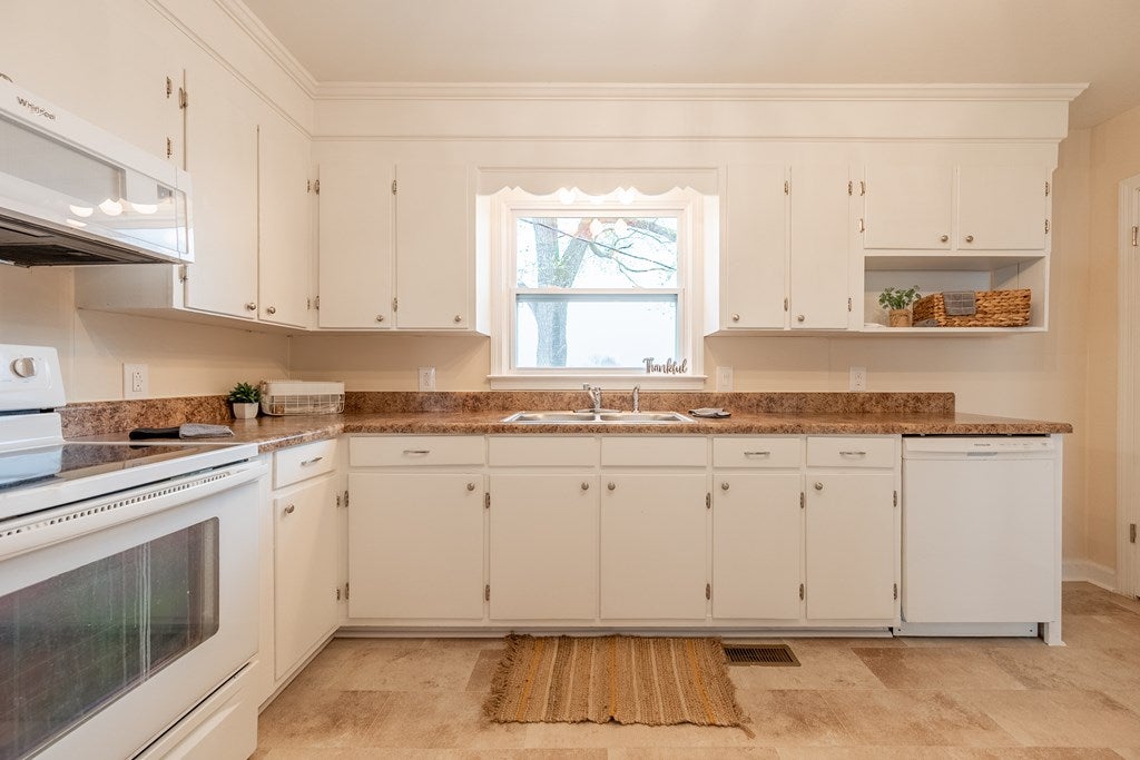 962 Five Forks Road Stuart, VA 24171 - Photo 13 of 52 Gallery Image 13