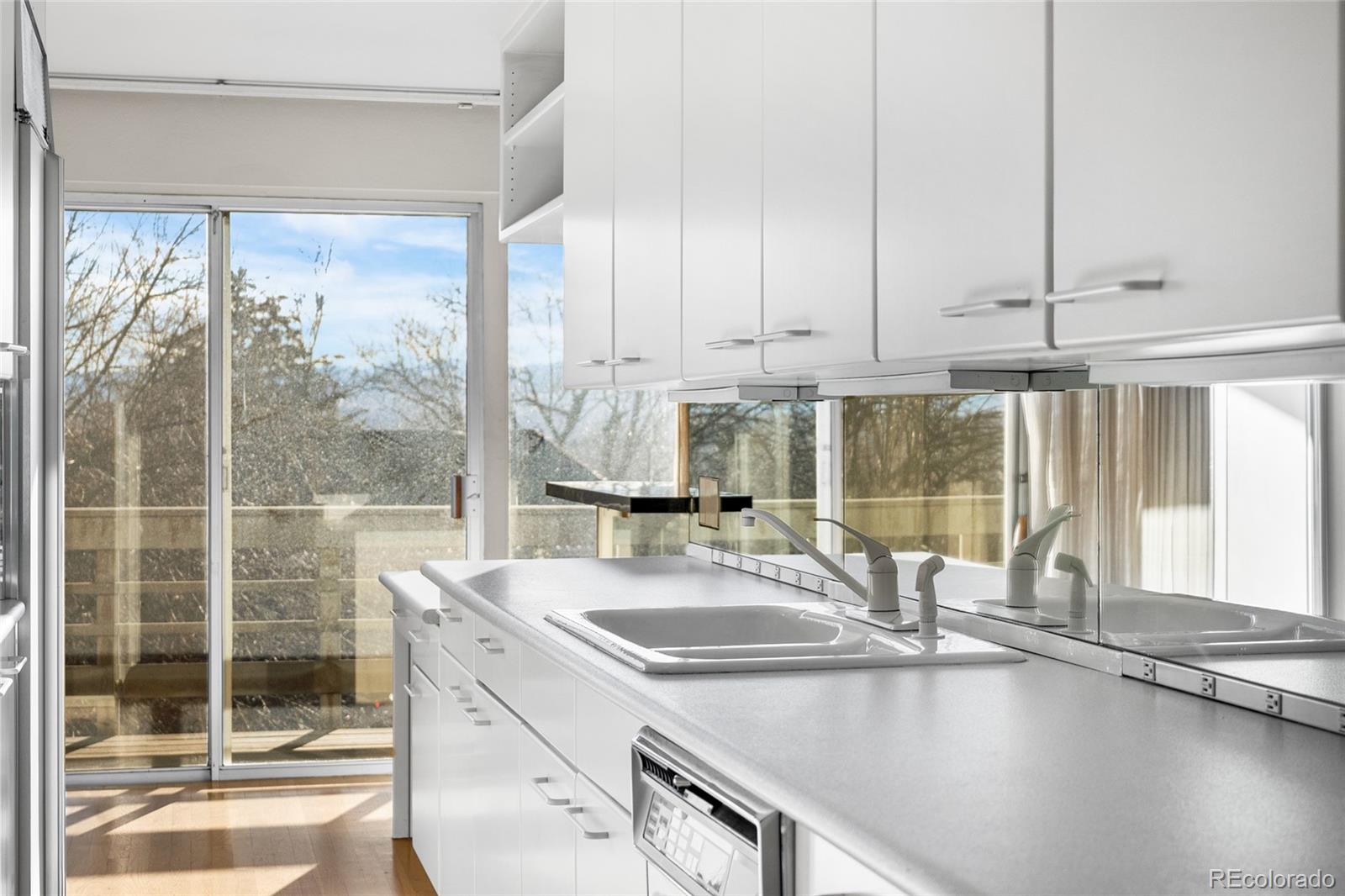 8586 West 68th Place Arvada, CO 80004 - Photo 14 of 48