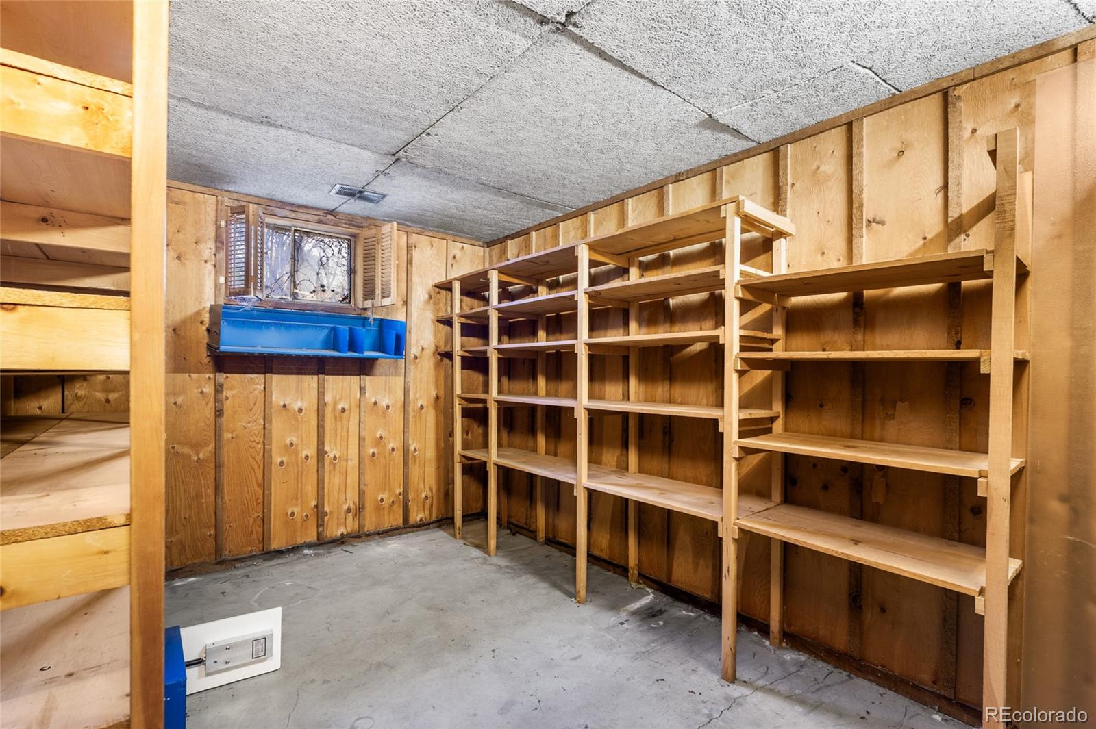 8586 West 68th Place Arvada, CO 80004 - Photo 34 of 48