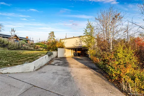 $649,900 | 8586 West 68th Place, Arvada, CO 80004