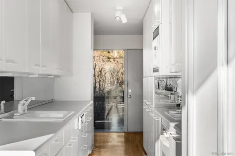 $649,900 | 8586 West 68th Place, Arvada, CO 80004